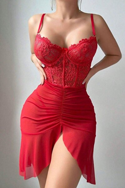 Ruselin AMOURA Kırmızı Tül Göğüs Dantel Ve Büzgü Detaylı Şık Gece Elbisesi