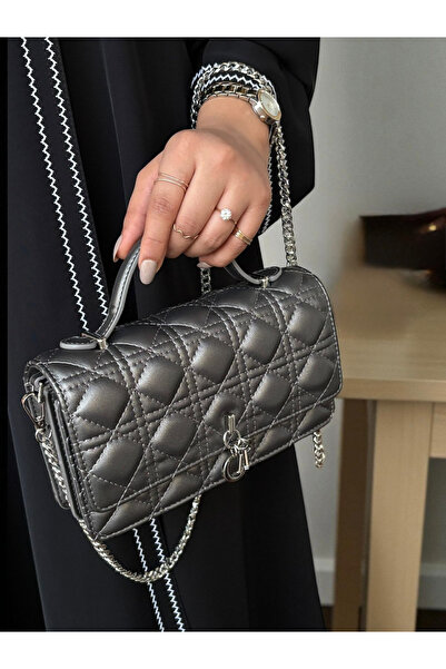 GENERAL High quality shoulder bag with accessories