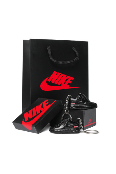 Supreme x Air Force 1 Low "Black" Set Brelocuri, Cutie si Punga