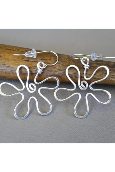 Choice أقراط متدلية على شكل زهرة مجوفة فضية رقيقة E1125-BAIJIN، مجوهرات على ا...