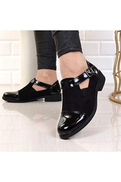 LENA lightweight patent shoes