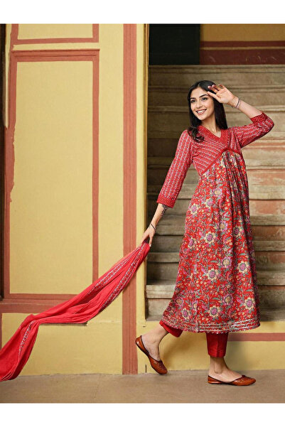 Ishin By Styli Women Red Cotton Kurta Set with Pants and Dupatta Set