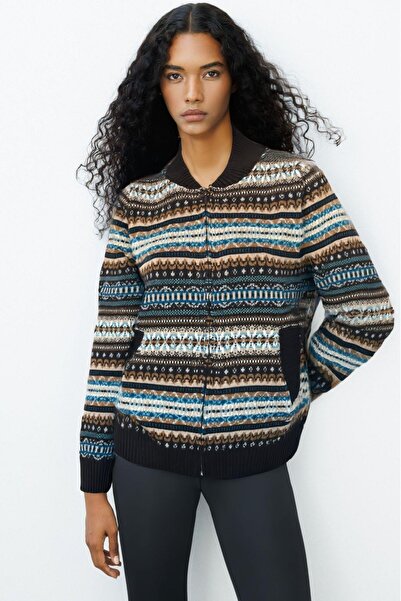 Desen Triko Women's Judge Collar Jacquard Wool Cardigan Dark Brown