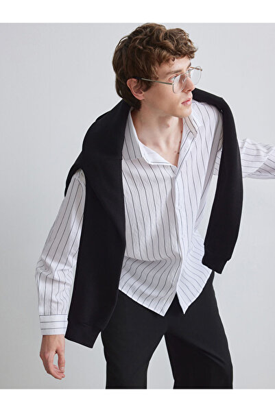 LC Waikiki Μαύρο ανδρικό πουκάμισο με ρίγες κανονικής εφαρμογής από το plus-s...