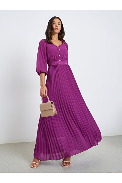 Styli Women Chiffon Pleated Maxi Dress