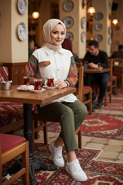 Marka Şık Desenli Kadın Takım – Modern ve Rahat Tasarım
