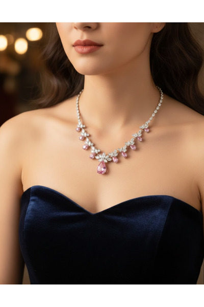 set.up قلادة سهرة مرصعة بالزركون الكامل