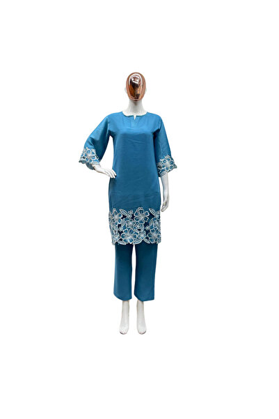 MYSMAR بلوزة وبنطال مطرزان باللون الأزرق الصيني - HRT5319 | أزرق