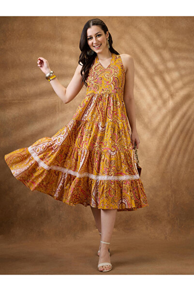 Globus By Styli Paisley Print Halter Neck Midi Fusion Dress