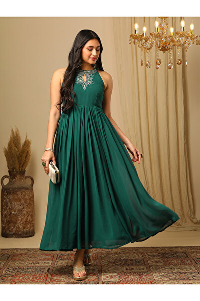 Globus By Styli Zari Embroidered Keyhole Detail Fusion Maxi Dress