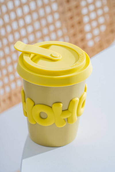 ACAR Ruby Silicone Lid Porcelain Mug Yellow - 380 ml