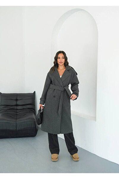 FEMMESTUDIO Palton de damă antracit decolteu petrecut în V cu buzunare cu curea