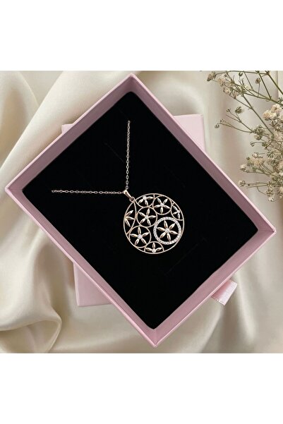 Lovera Jewellery 925 Ayar Gümüş Rose Beyaz Taşlı Manolya Çiçeği Kadın Kolye |...