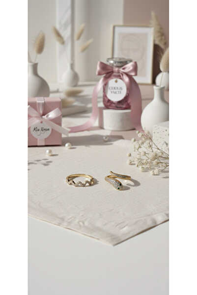 Lucas İstanbul مجموعة من خاتمين