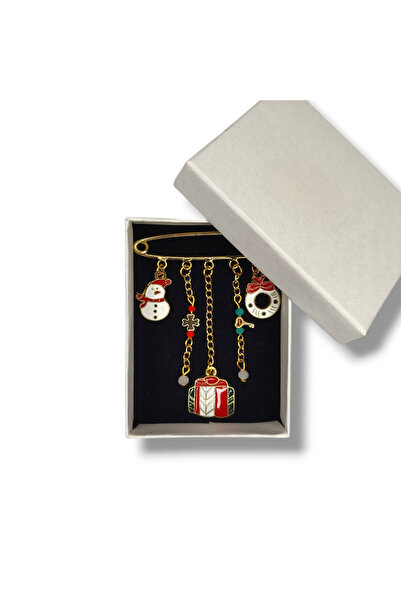 STE Yılbaşı Temalı Altın Renk İskoç İğnesi – Kardan Adam, Yılbaşı Halkası ve Hediye Paketi Charmlı Broş