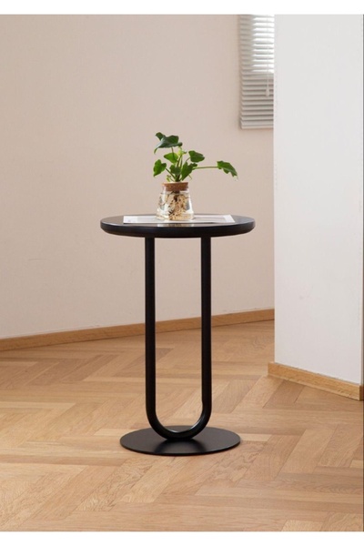 Generic طاولة جانبيه