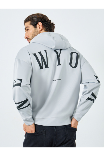 Styli هودي غوص قصة فضفاضة مطبوع عليه نص مدينة خلفية