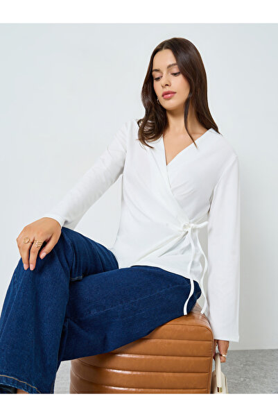 Styli White Solid Bell Sleeve Wrap Top
