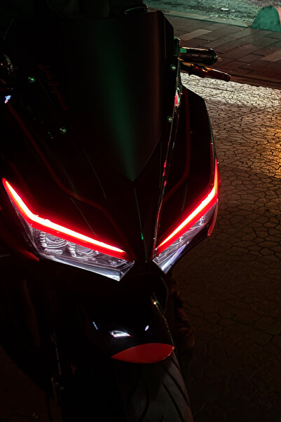 Banxtre ملصق فيلم المصباح الأمامي بتصميم المصباح الأمامي (يمين ويسار) لـ RKS ...