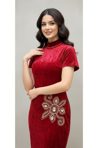 NORA KSA فستان مخمل مكسر