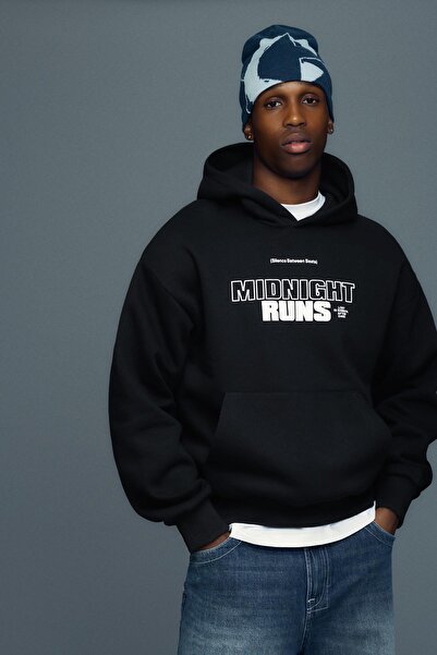 Bershka Baskılı kapüşonlu sweatshirt