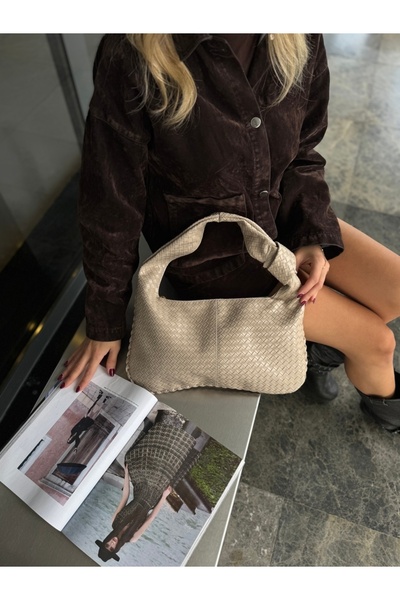 Cersei Knitted Textured Knot Detailed Retro Shoulder Bag Beige