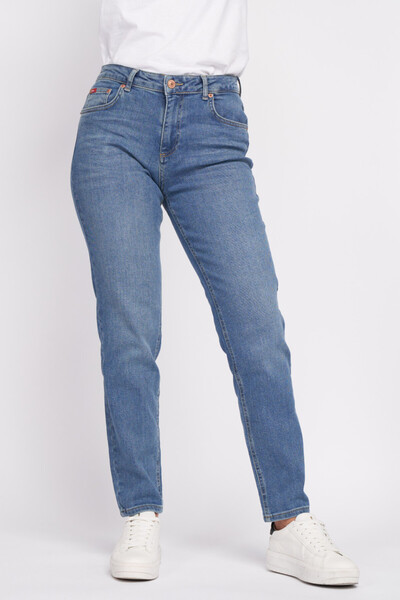 Lee Cooper Women's light-colored slim jeans