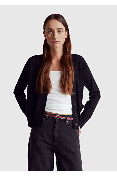 United Colors of Benetton Women's Black 100% Wool Front Pocket Detailed Buttoned V-Neck Cardigan