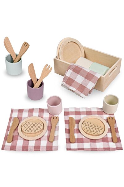mamabrum Wooden children's dinner set with red tablecloths