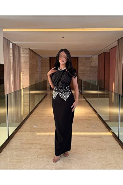 TREND Black Embroidered Dress with Pearls