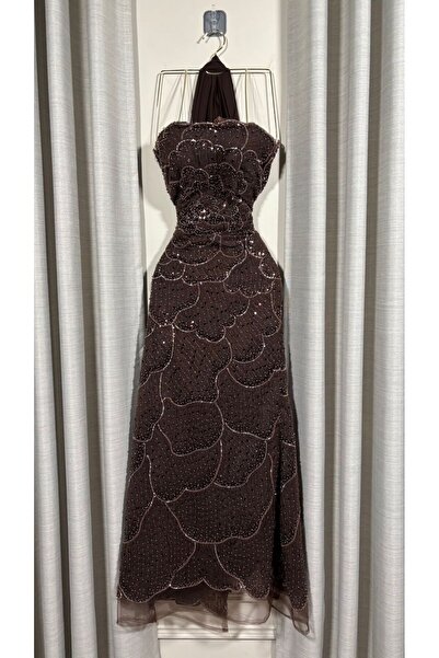 New Moon فستان بني خرز مطرز