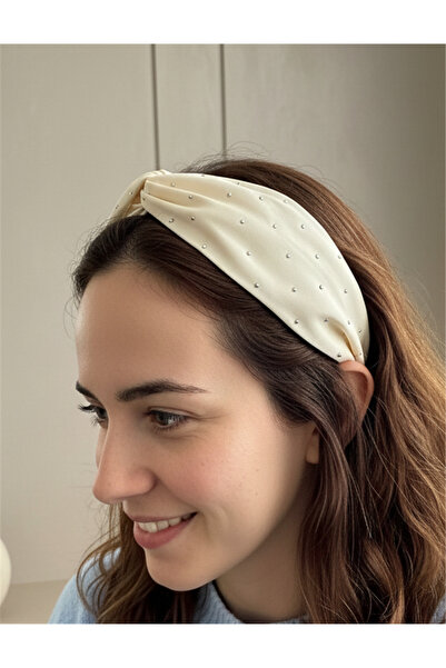 Pelin Aksesuar تاج من القماش المعقود باللون الكريمي مع تطريز بالأحجار