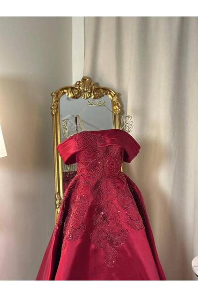 vanus fashion 6159- فستان أحمر بتفاصيل ملكية جذابة