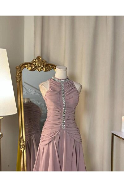 vanus fashion 5642 -فستان كلاسيكي بلمسات كريستالية