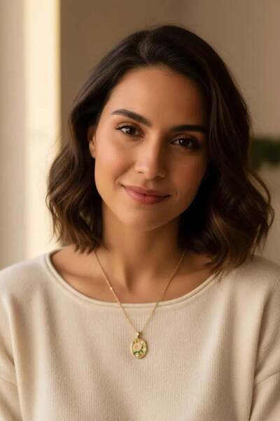 Clariss Çelik Zincir Papatya Figürlü Kadın Kolye