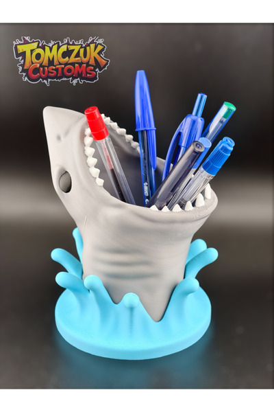 Della Shark Pen Holder