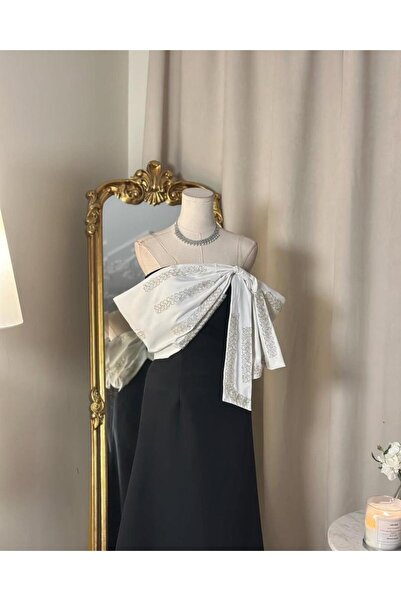 vanus fashion 5608 -فستان أسود مع شريطة انيقة