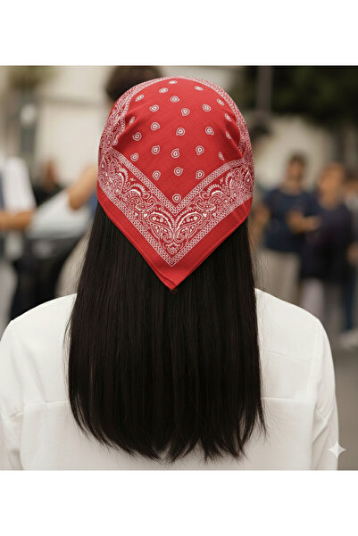 MOORİ Kırmızı Paisley Desenli Bandana 55x55 cm – Şık Saç ve Boyun Aksesuarı