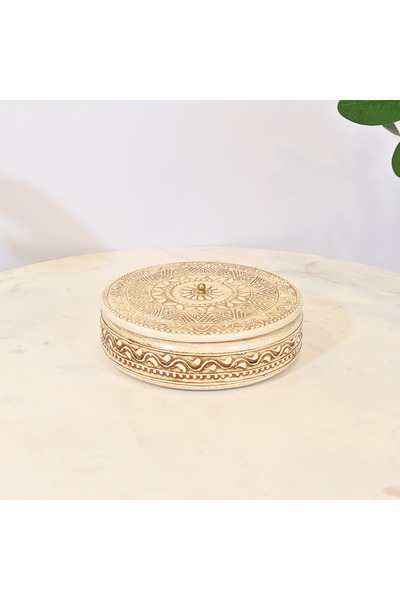 Crafted by Lifestyle صندوق خشبي دائري منحوت ومزخرف