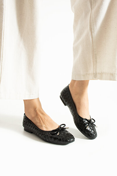 Neva'nın Butiği Bena fiyonk toks detaylı örgü desen cilt kadın babet