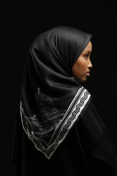 LA BOUTIQUE سلسلة فيليستين 100% حرير تويل - F115 - 90 × 90