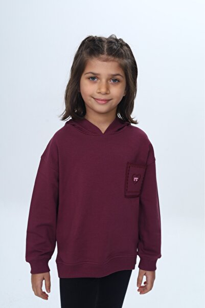 Toontoy سويت شيرت مطرز بقصة ريلاكس بغطاء رأس للفتيات - بتفاصيل جيب