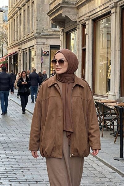 Kübra Aydıns Süet Ceket