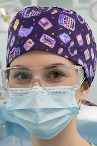 Lion Üniforma Player Desenli Cerrahi Bone Unisex – Likralı Doktor Hemşire Bonesi