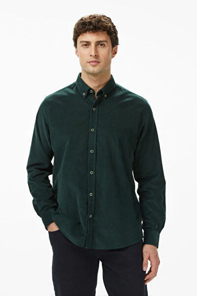 Nautica Men's Green Classic Fit Shirt