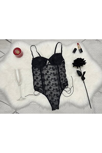Korse Detaylı Çiçek Desenli Tül Bodysuit