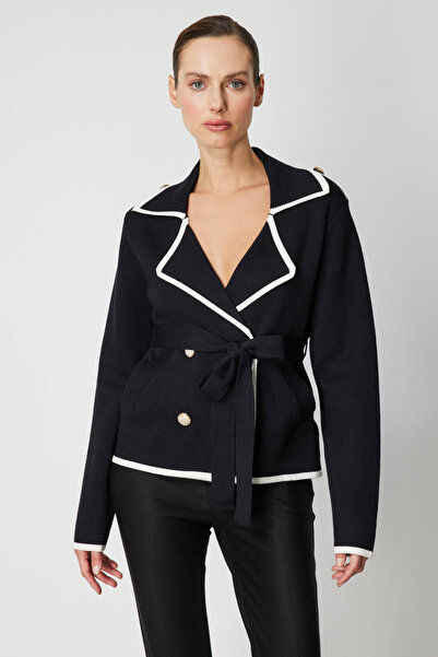 ON Beli Belted Double-Breasted Collar Jacket 26Kon60913