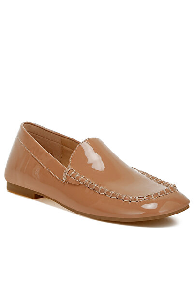 london Rag Women Patent Pleather Loafers in Beige