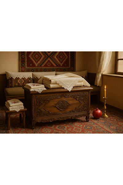 ŞIK VE MUTLU Çeyiz Sandığı El Oyması Ceviz Ağacı