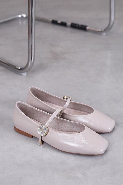 Stil Durağı حذاء روجيس موديل الجديد للموسم الجديد باليه تين